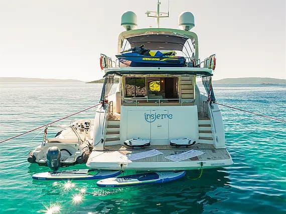 Princess 85 in Trogir / ACI Marina Trogir - Photo 1