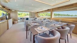 Princess 85 in Trogir / ACI Marina Trogir thumbnail 7