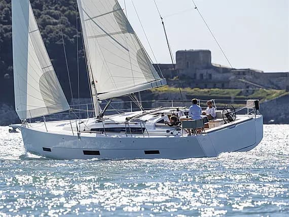 Dufour 430 in Šibenik / D-Marin Marina Mandalina - Photo 1