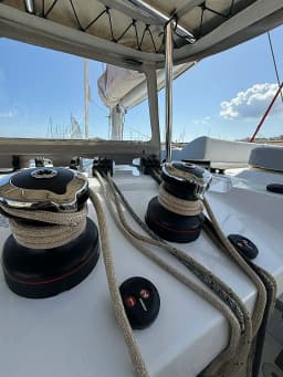 Lagoon 43 in Preveza Marina thumbnail 15