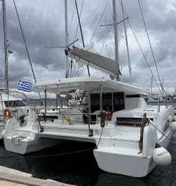 Lagoon 43 in Preveza Marina thumbnail 17