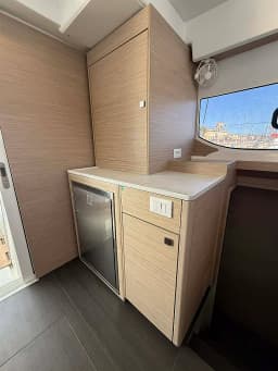 Lagoon 43 in Preveza Marina thumbnail 4