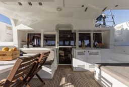 Lagoon 450 in Sicily / Capo d'Orlando Marina thumbnail 15