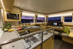 Lagoon 450 in Sicily / Capo d'Orlando Marina thumbnail 19
