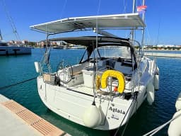 Oceanis 40.1 in Sukošan / D-Marin Dalmacija Marina thumbnail 8