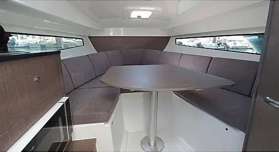 Beneteau Flyer 8 SUNdeck in Krk / Punat / Marina Punat - Photo 3