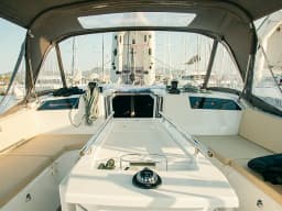 Oceanis 40.1 in Sardinia / Portisco / Marina di Portisco thumbnail 10