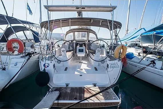 Bavaria Cruiser 37 in Nea Peramos - Attica / Nea Peramos - Photo 1