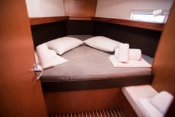 Bavaria Cruiser 37 in Nea Peramos - Attica / Nea Peramos thumbnail 14