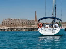 Dufour 455 in Sicily / Ragusa / Marina di Ragusa thumbnail 8