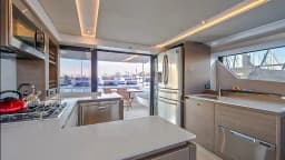 Leopard 53 PC in Grimaud / Port Grimaud thumbnail 18