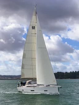 Dufour 430 in Baiona / Monte Real Club de Yates de Baiona thumbnail 13