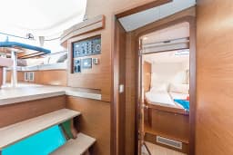 Lagoon 42 in Paros port thumbnail 14