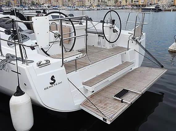 Oceanis 40.1 in Martinique / Le Marin - image 1