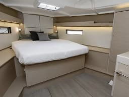 Oceanis 40.1 in Martinique / Le Marin thumbnail 2