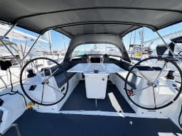 Oceanis 40.1 in Athens / Alimos Marina thumbnail 12