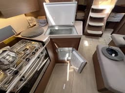 Oceanis 40.1 in Athens / Alimos Marina thumbnail 18