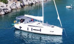 Oceanis 40.1 in Athens / Alimos Marina thumbnail 9