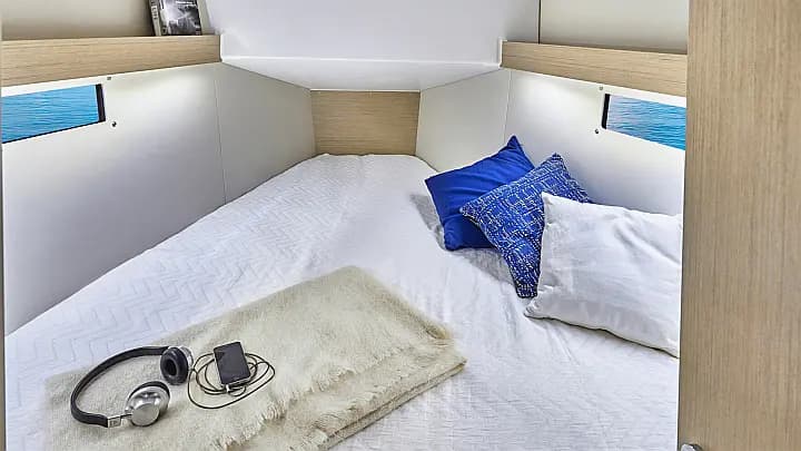 Oceanis 34.1 in Dubrovnik / ACI Marina Dubrovnik - Photo 5