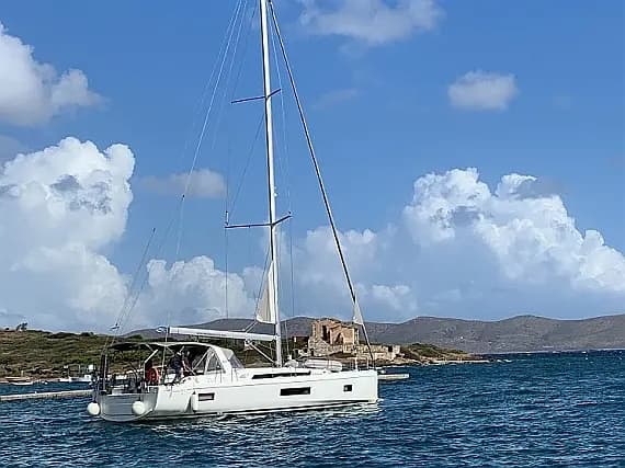 Oceanis 51.1 in Preveza Marina - Photo 1