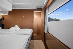 Prestige M48 in Split / ACI Marina Split thumbnail 11