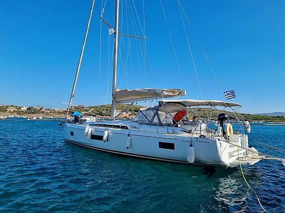Oceanis 51.1 in Lavrion / Olympic Marina - Photo 1
