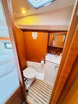 Bavaria C38 in Novi Vinodolski / Marina Novi thumbnail 14