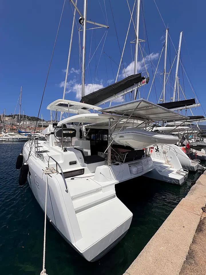 Lagoon 42 in Corsica / Ajaccio / Port Tino Rossi - Photo 1