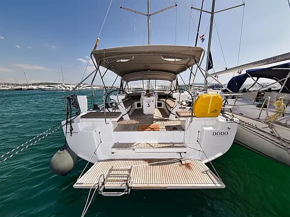 Oceanis 51.1 in Sukošan / D-Marin Dalmacija Marina - Photo 1