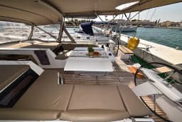 Oceanis 51.1 in Sukošan / D-Marin Dalmacija Marina thumbnail 10
