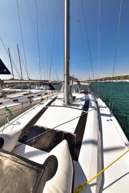 Oceanis 51.1 in Sukošan / D-Marin Dalmacija Marina thumbnail 13