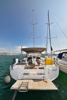 Oceanis 51.1 in Sukošan / D-Marin Dalmacija Marina thumbnail 6