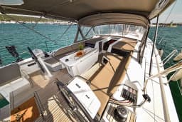 Oceanis 51.1 in Sukošan / D-Marin Dalmacija Marina thumbnail 9