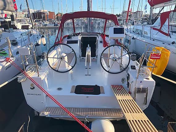 Oceanis 30.1 in Split / ACI Marina Split - Photo 1