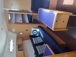 Bavaria 36 Cruiser in Palairos / Marina Paleros thumbnail 10