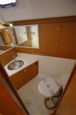 Jeanneau 57 in Marmaris / Albatros Marina thumbnail 9