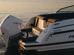 Noblesse 830 in Paros / Marina Aliki thumbnail 9