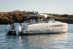 Yot 36 in Sicily / Capo d'Orlando Marina thumbnail 19