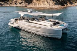 Yot 36 in Sicily / Capo d'Orlando Marina thumbnail 9