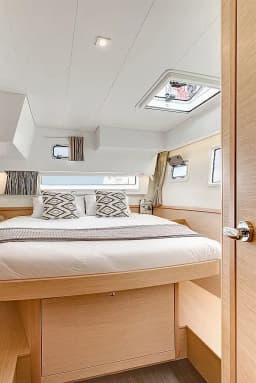 Lagoon 42 in Trogir / SCT Marina Trogir thumbnail 3