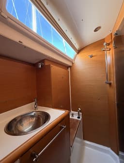 Sun Odyssey 439 in Fethiye / Yes Marina thumbnail 27