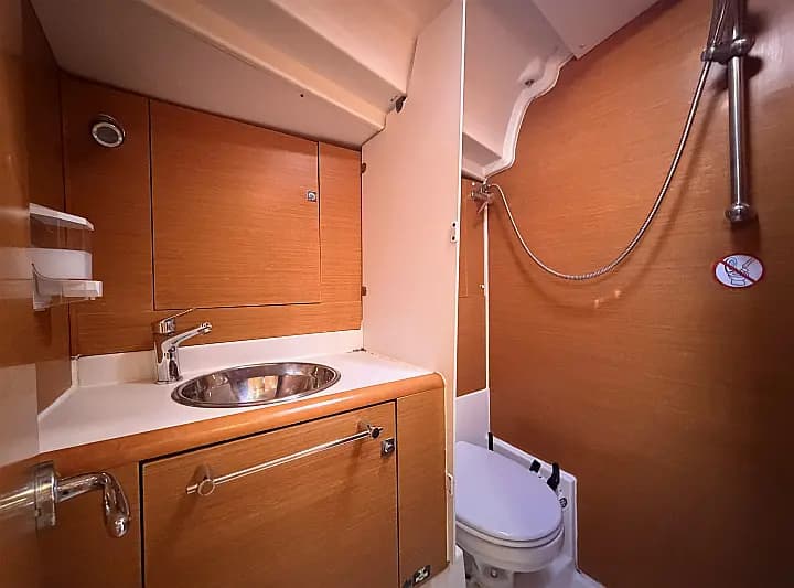 Sun Odyssey 439 in Fethiye / Yes Marina - Photo 4