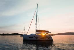 Excess 11 in Marseille / Corbieres Port thumbnail 5