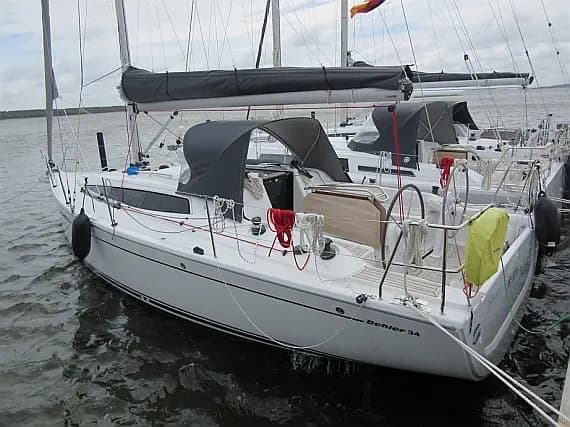 Dehler 34 in Stockholm - Saltsjöbaden / Saltsjö Pir Marina - Photo 1