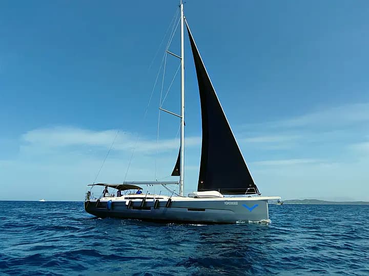 Dufour 56 Exclusive in Sardinia / Portisco / Marina di Portisco - Photo 4