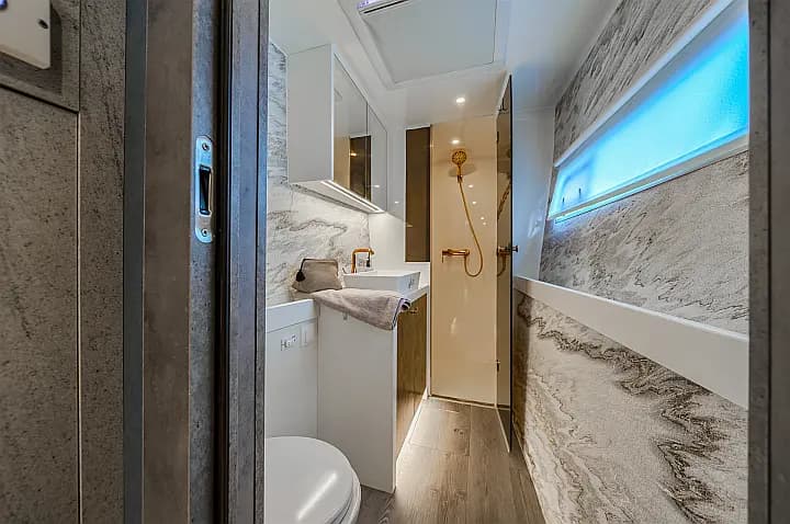 Luna 47 Power in Split / MCI Marine Club International - Photo 4