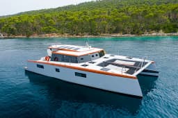 Luna 47 Power in Split / MCI Marine Club International thumbnail 6