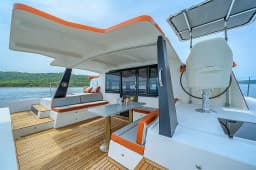 Luna 47 Power in Split / MCI Marine Club International thumbnail 9