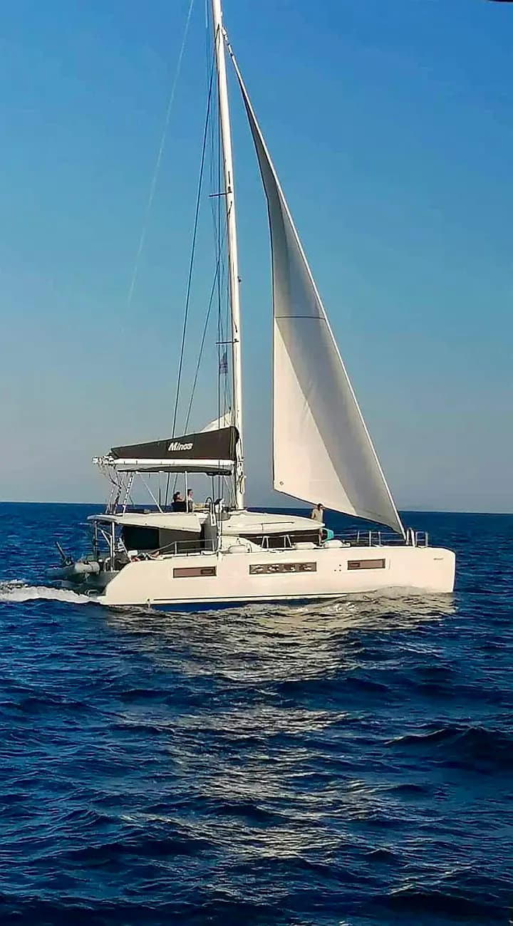 Lagoon 50 in Athens / Alimos Marina - Photo 4