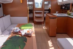 Sun Odyssey 410 in Lefkada / D-Marin Marina Lefkas thumbnail 30